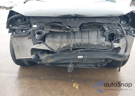 2014 Volkswagen Touareg Tdi Executive z USA, uszkodzony, nr VIN WVGEP9BP7ED011587